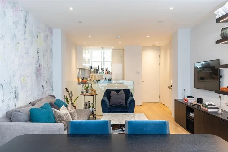 Flat Great Titchfield Street in City of Westminster
