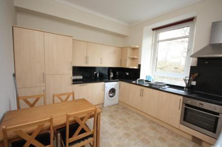 Flat Esslemont Avenue in Aberdeen City