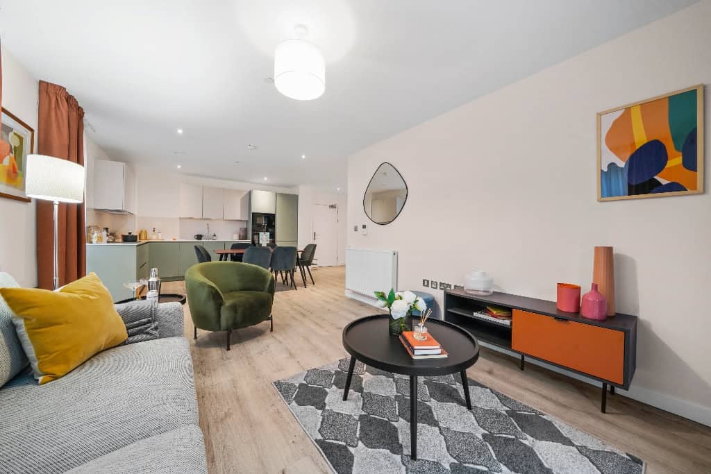 Flat Lockside Lane in Salford