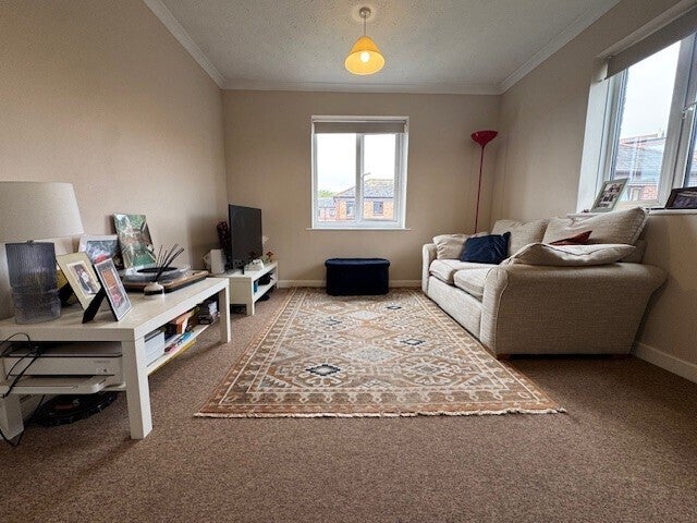 Flat Redcliff Mead Lane in Bristol