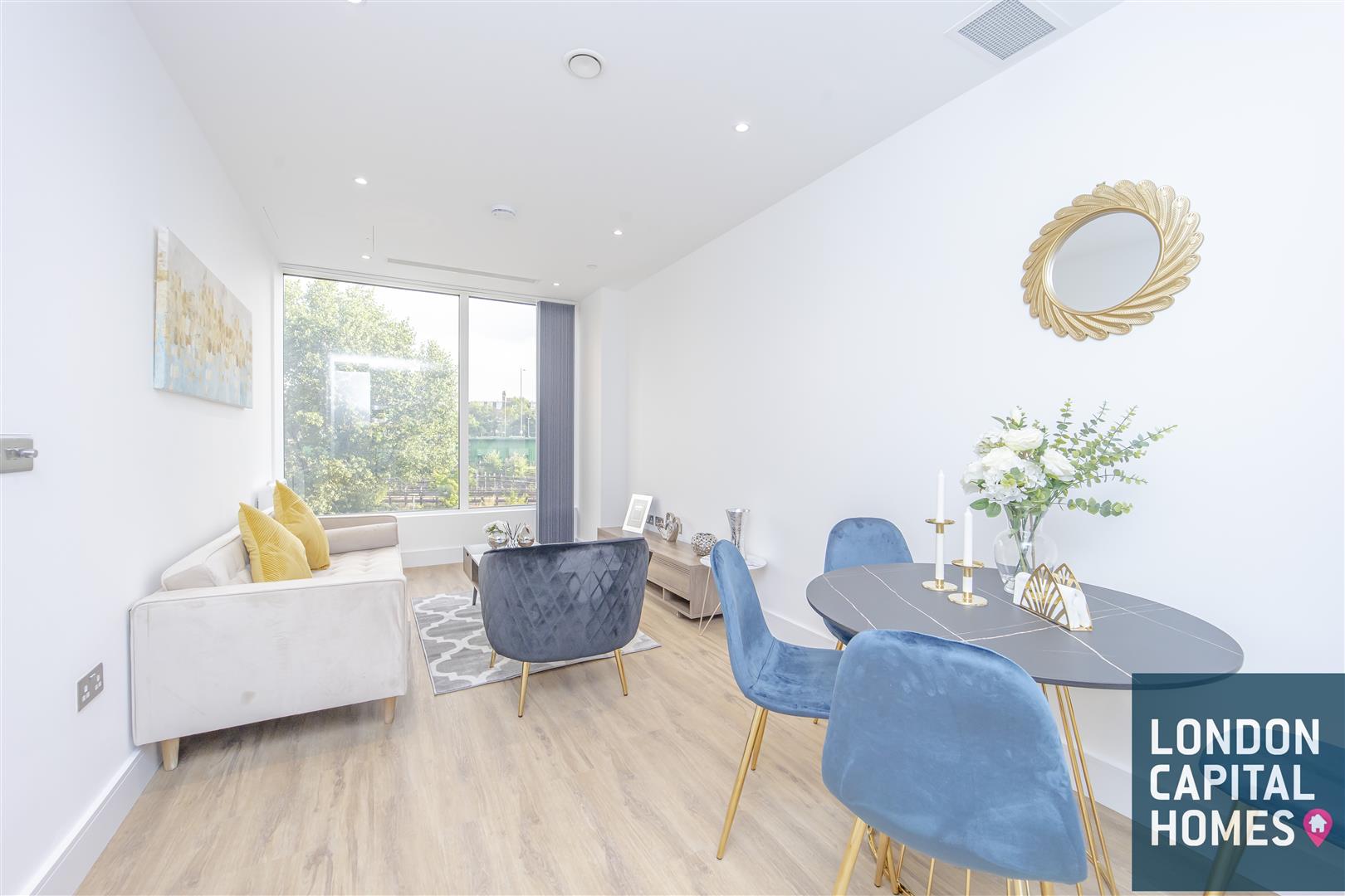 Flat West Gate in Greater London