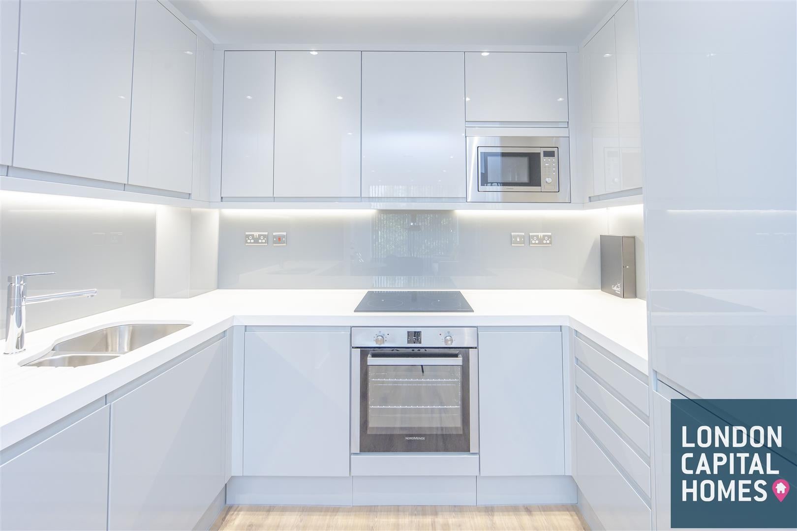 Flat West Gate in Greater London