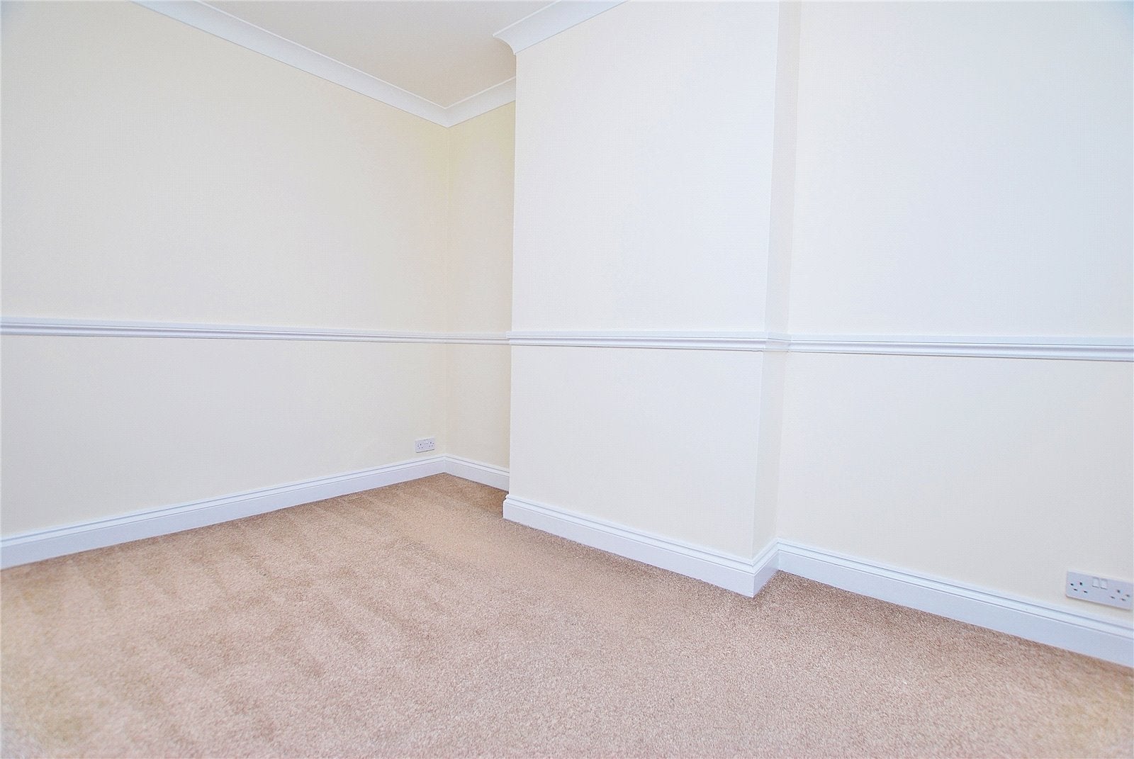 Flat Ash Road in Rushmoor