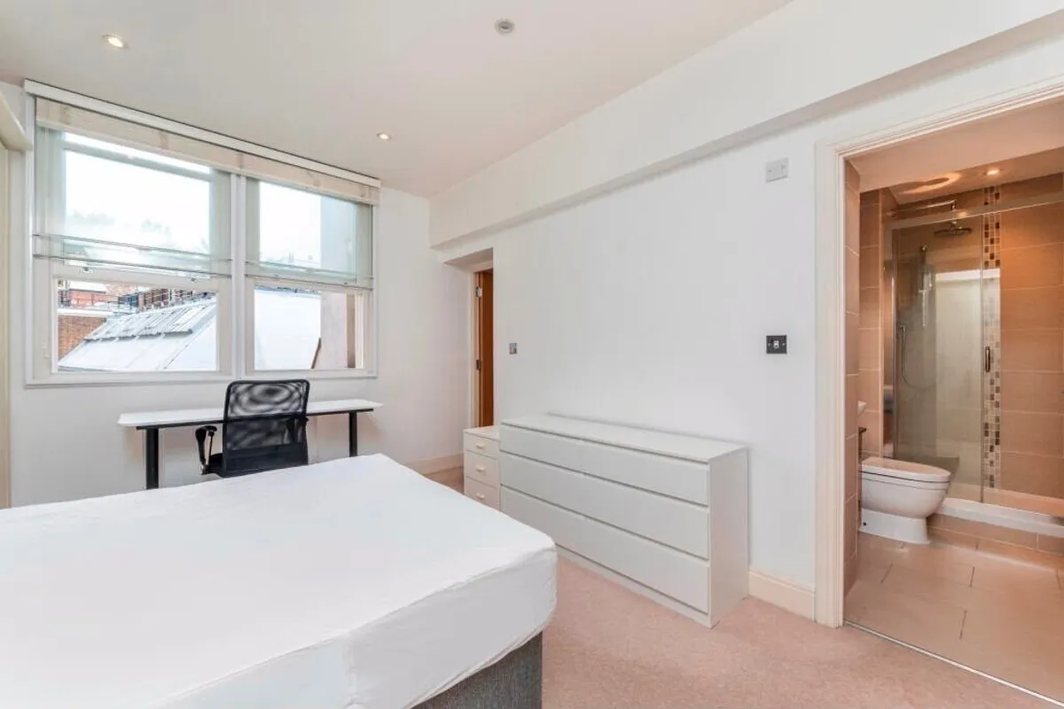Flat High Holborn in City of London