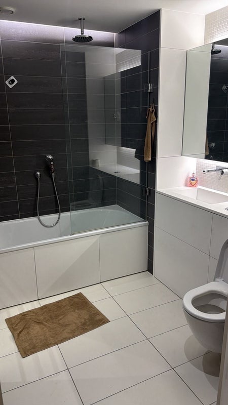 Room Handyside Street in Greater London