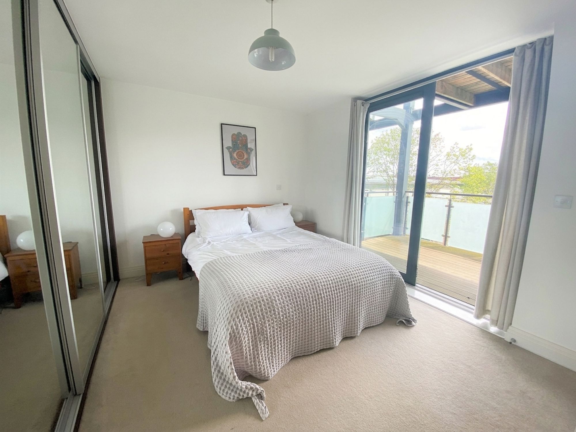 Flat Studio Way in Elstree and Borehamwood