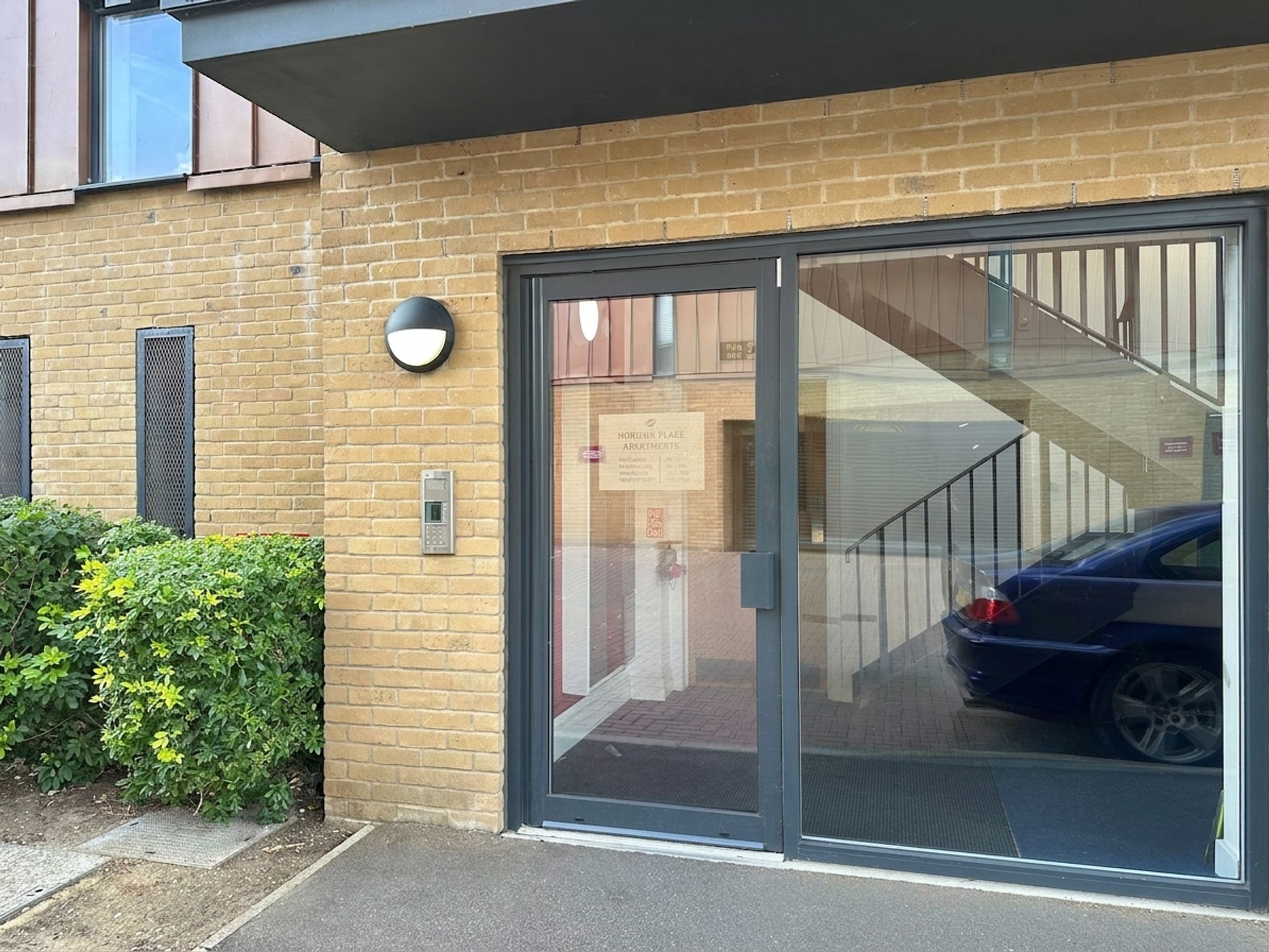 Flat Studio Way in Elstree and Borehamwood