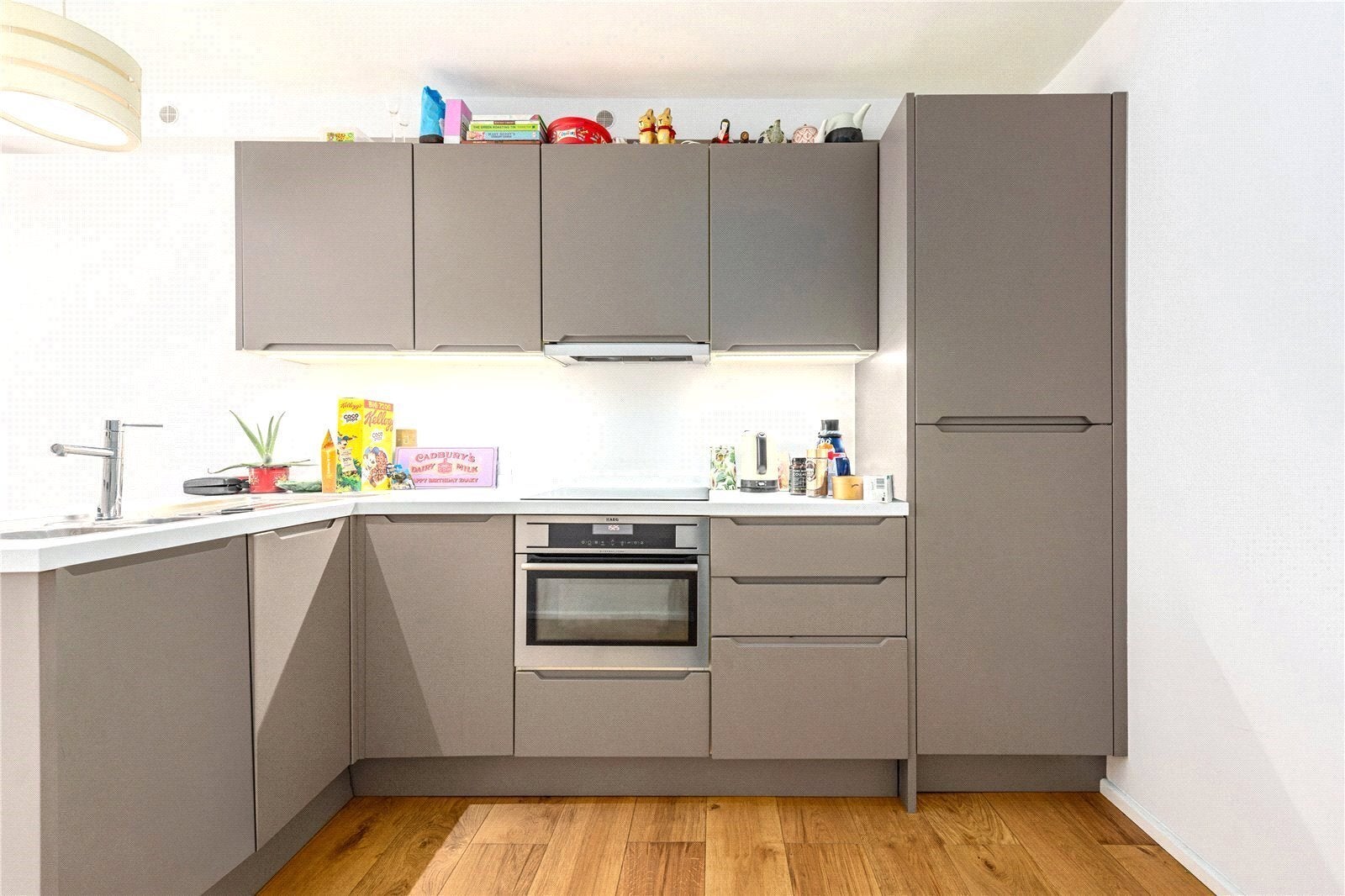 Flat Baynes Street in Greater London
