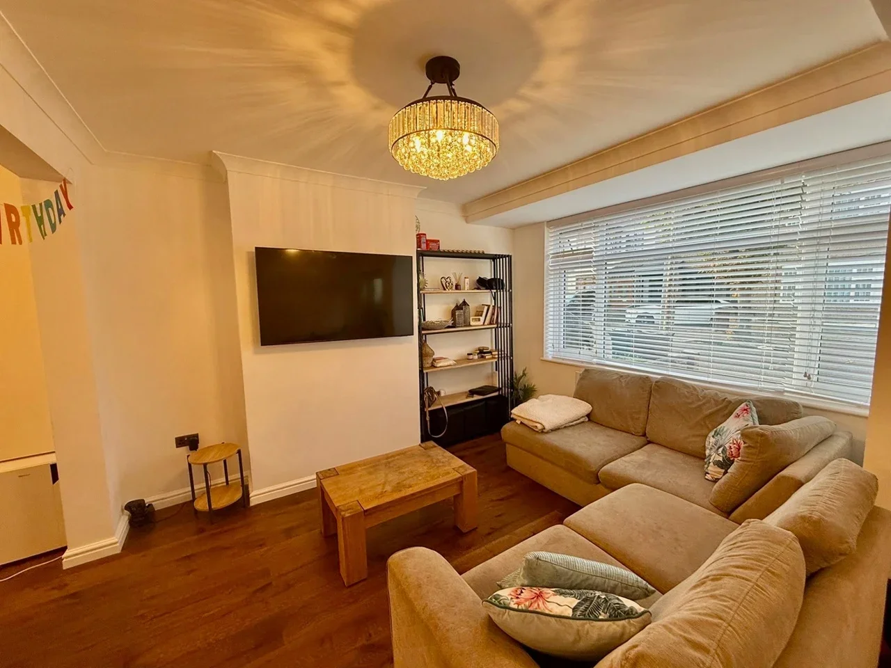 House Hamden Crescent in Greater London