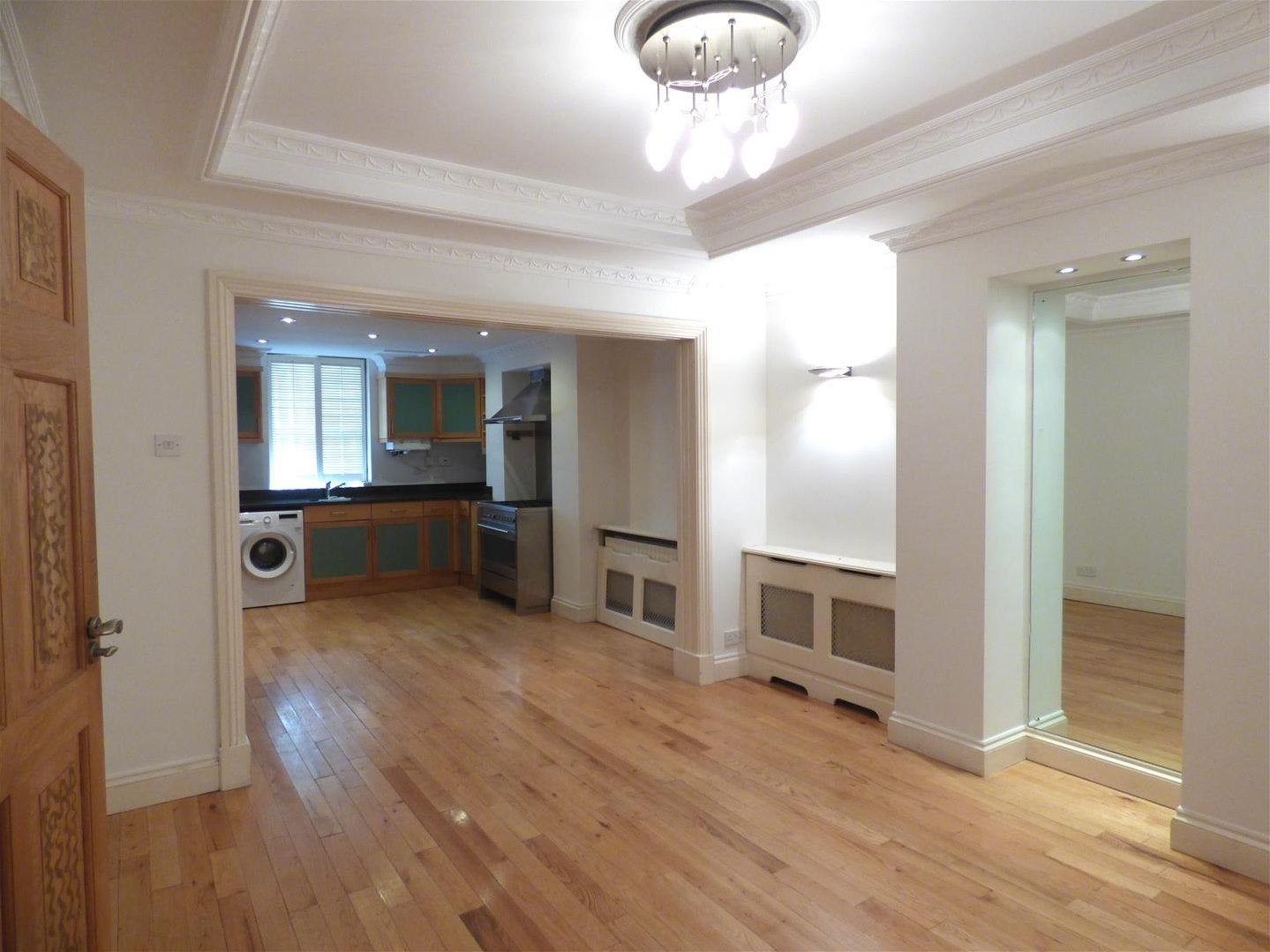 Flat Stockwell Green in Greater London