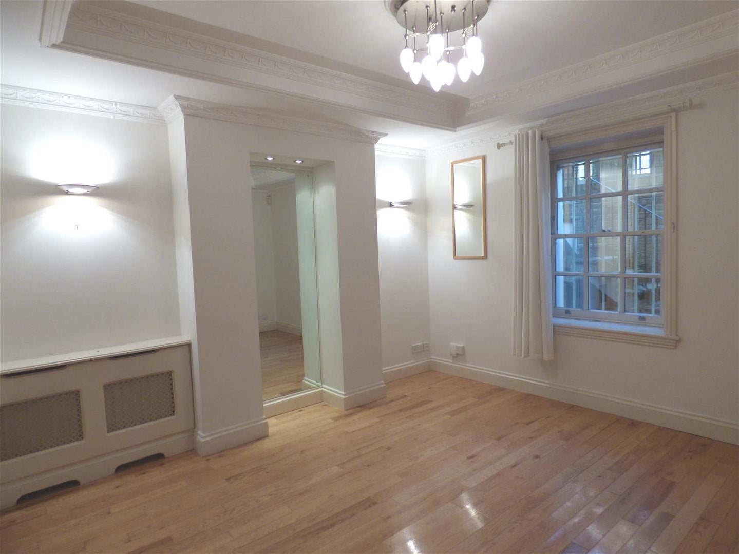 Flat Stockwell Green in Greater London