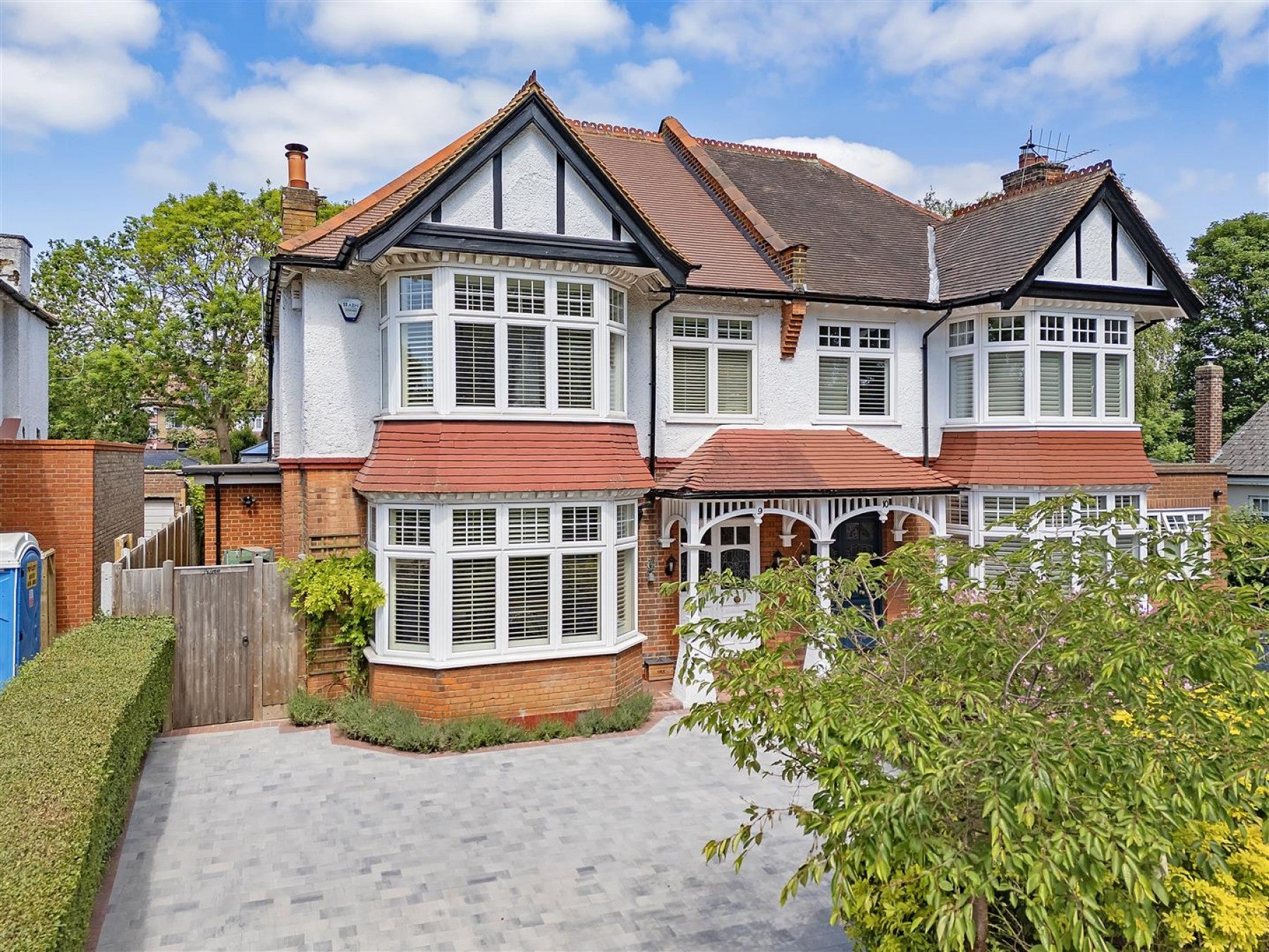 House The Green Walk in Greater London