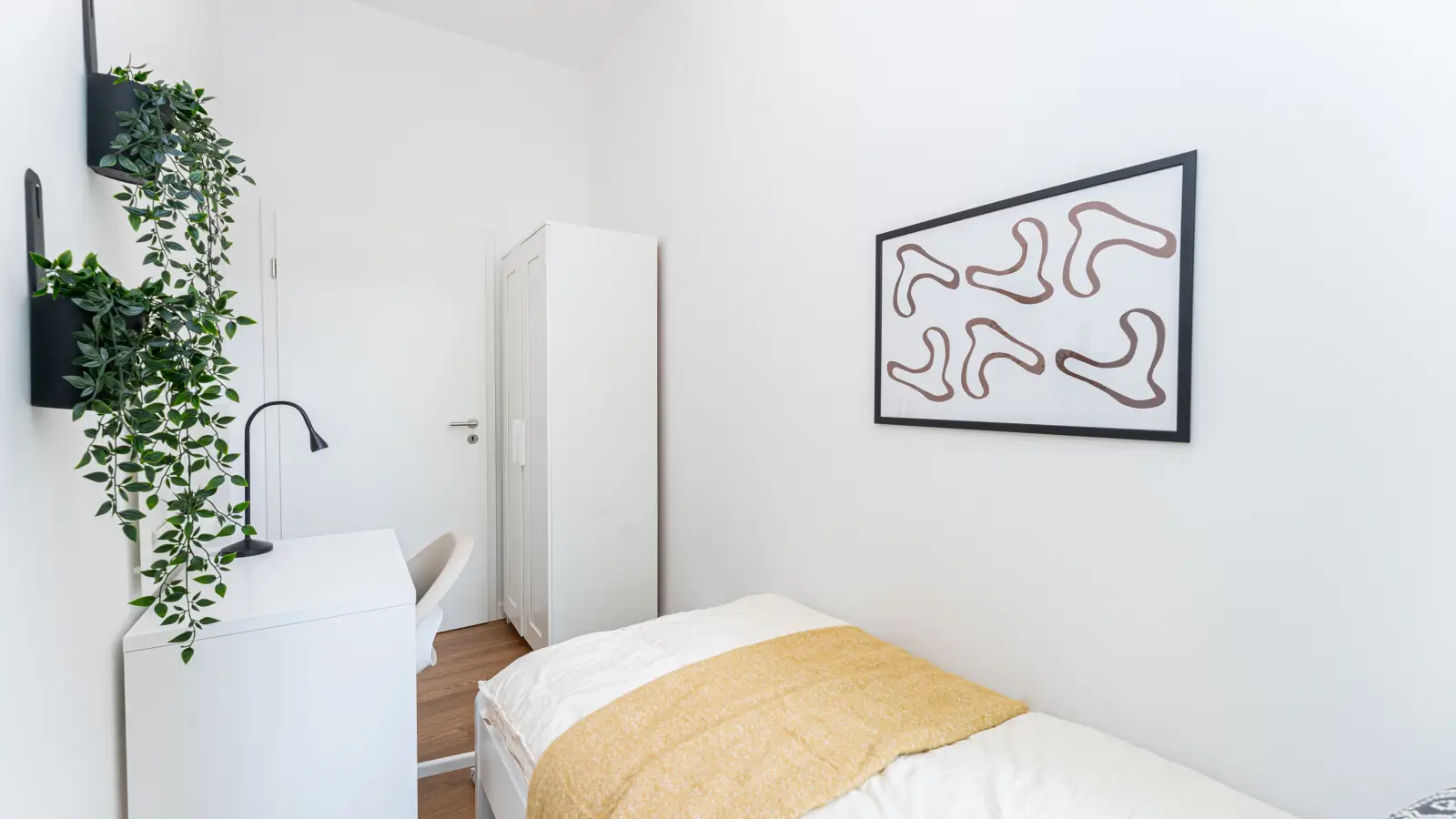 Zimmer Detmolder Straße in Berlin