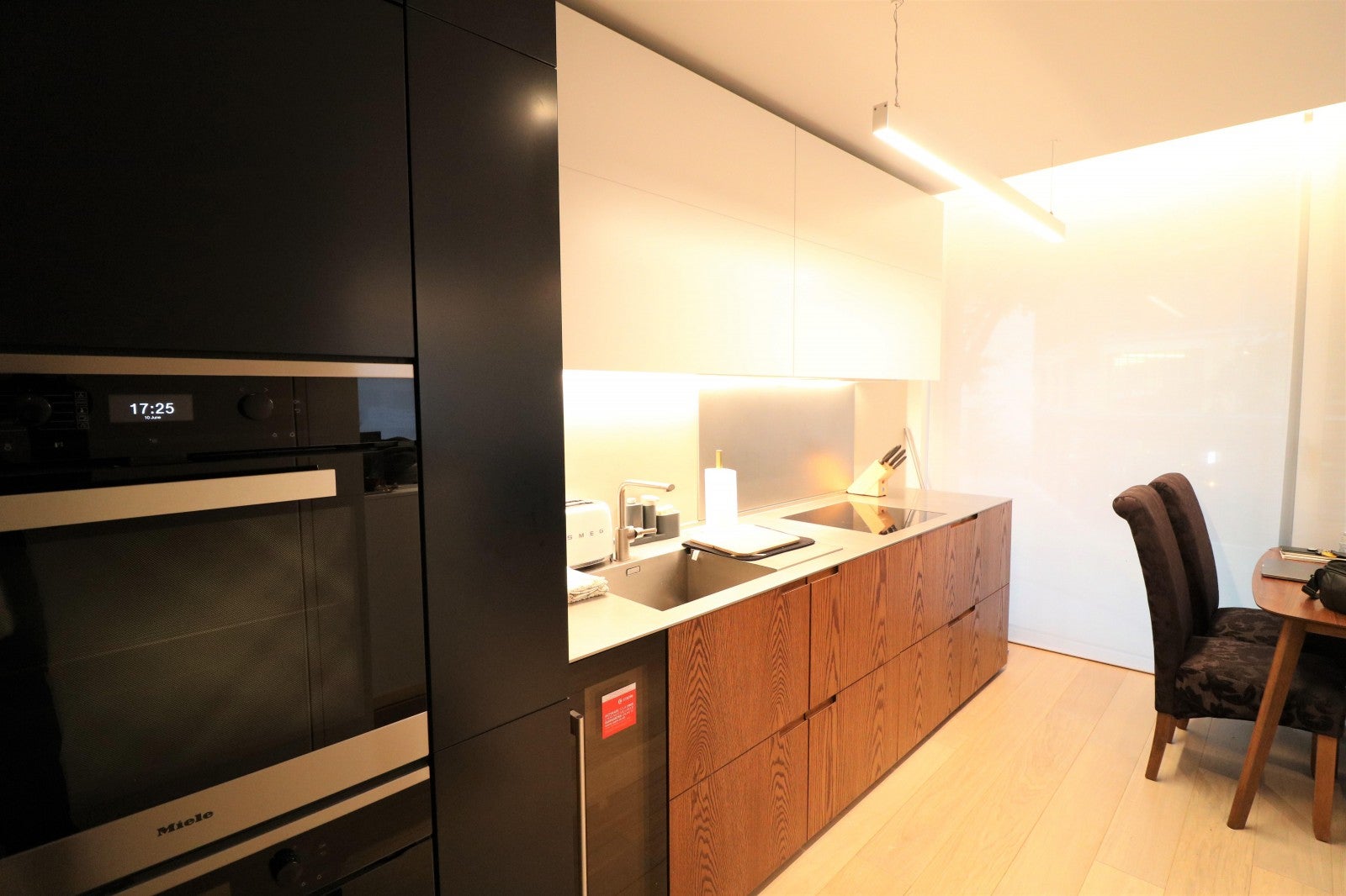 Flat Bartholomew Close in City of London