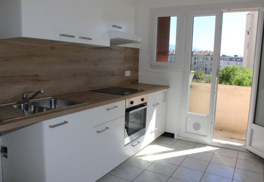Appartement Cours de la Libération et du Général de Gaulle à Grenoble