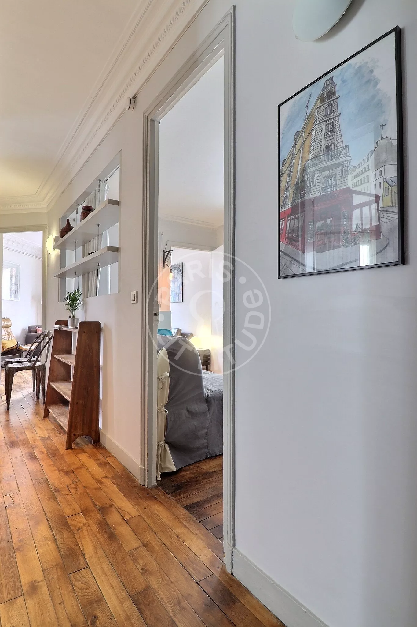Flat Rue Duhesme in Paris