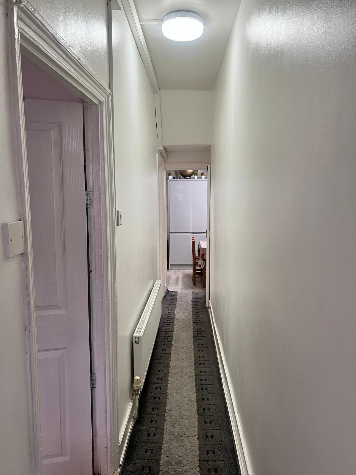 Flat Sherrard Road in Greater London