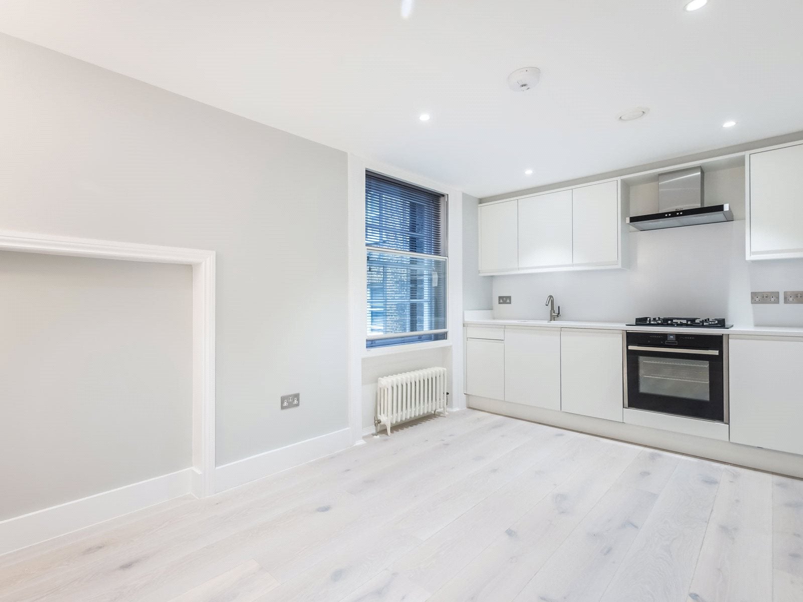 Flat Carnaby Street in City of Westminster