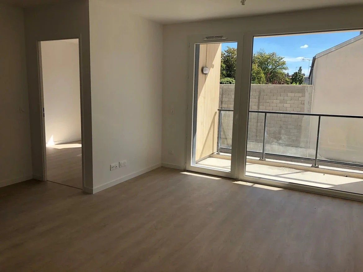 Flat Rue Grandval in Reims
