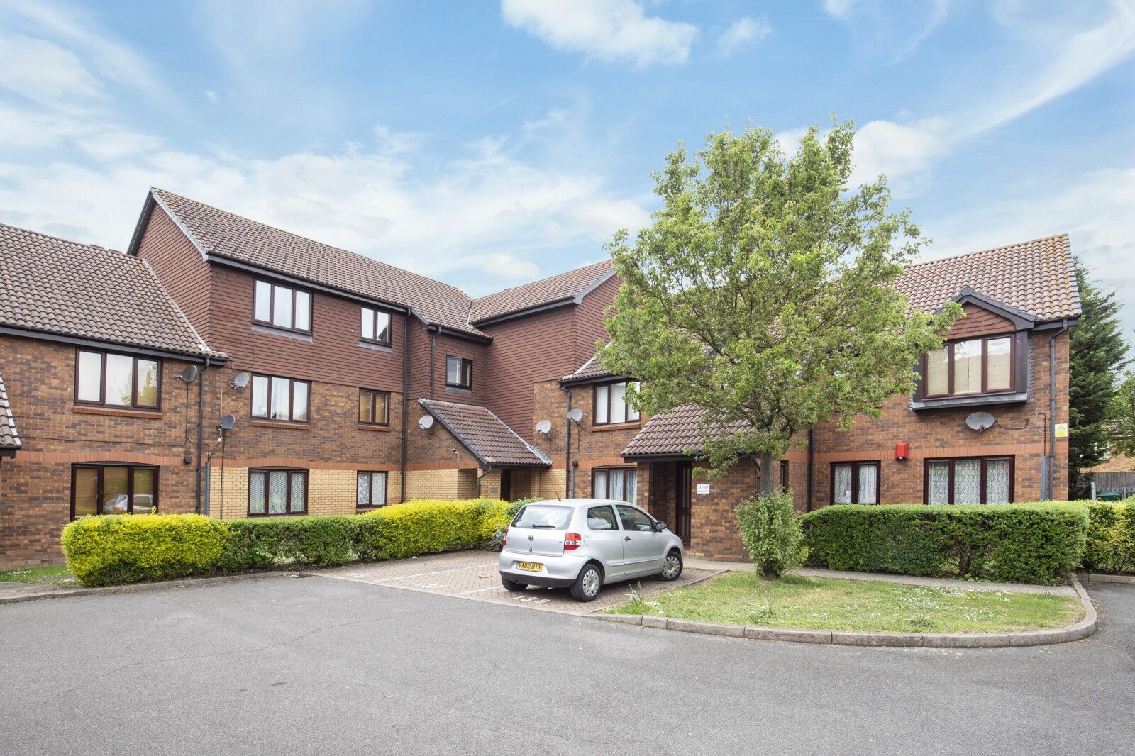 Flat Kipling Drive in Greater London