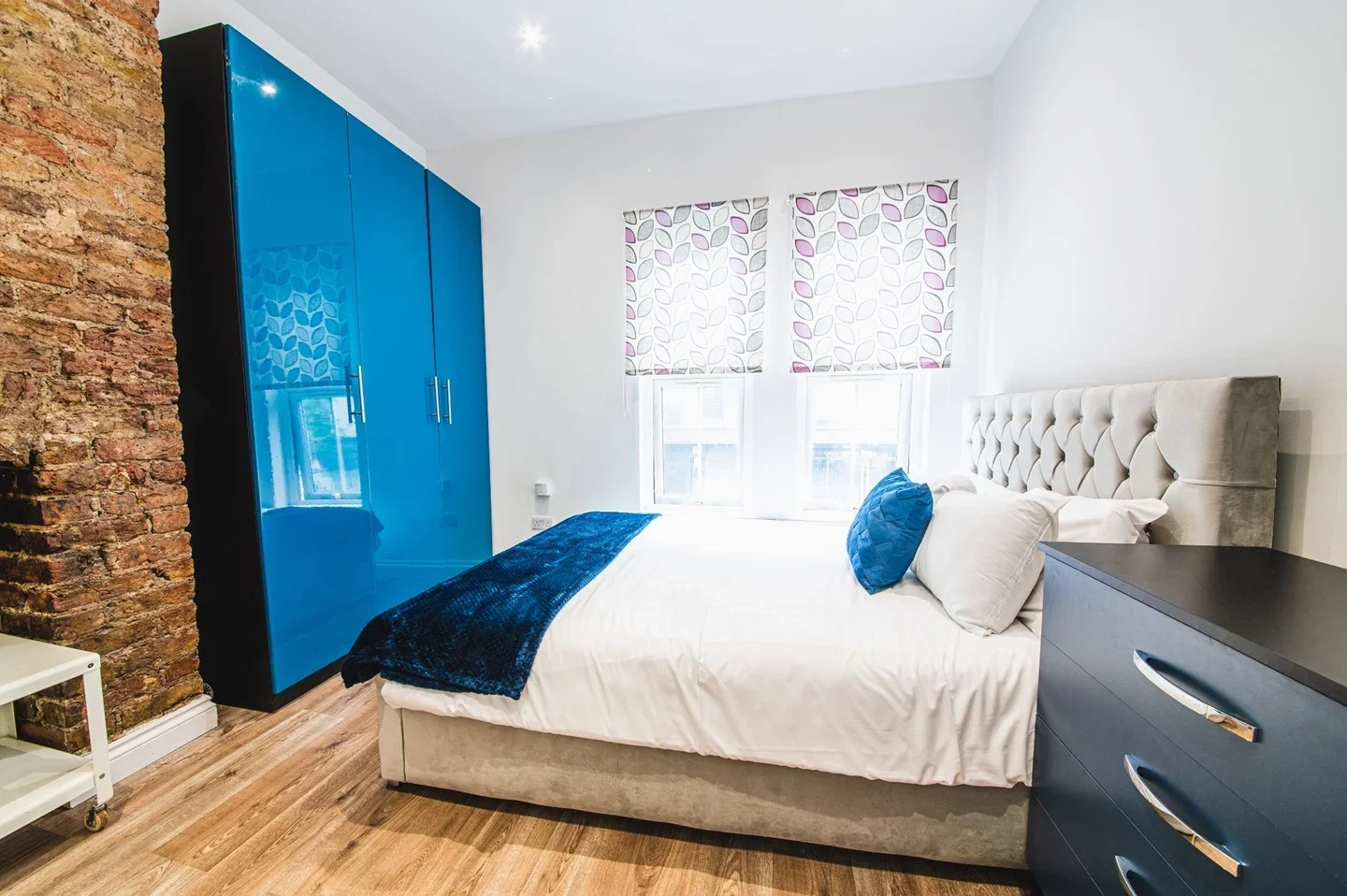 Flat Harrow Road in City of Westminster