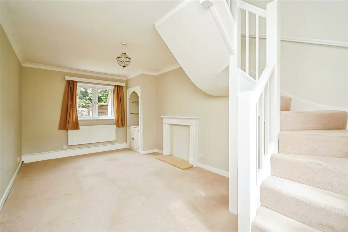 House Sylvester Close in West Oxfordshire