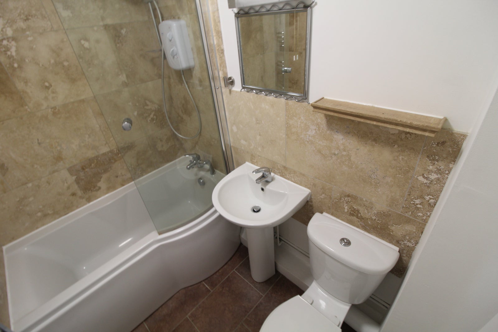 Flat Langer Close in East Staffordshire