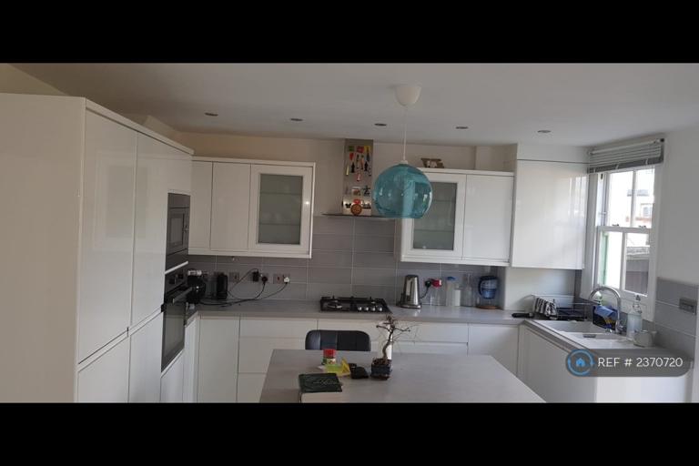 Room Beech Road in Dartford