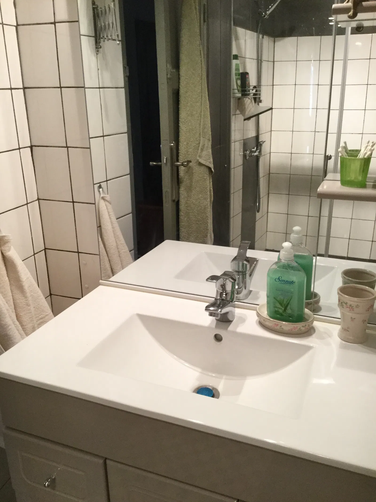 Room Rue Victor Hugo in Argeliers