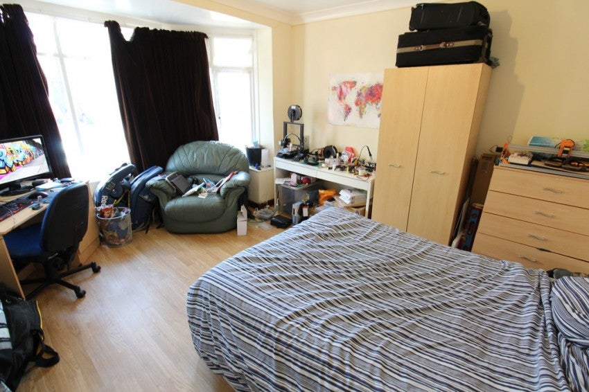 Flat Blenheim Gardens in Southampton