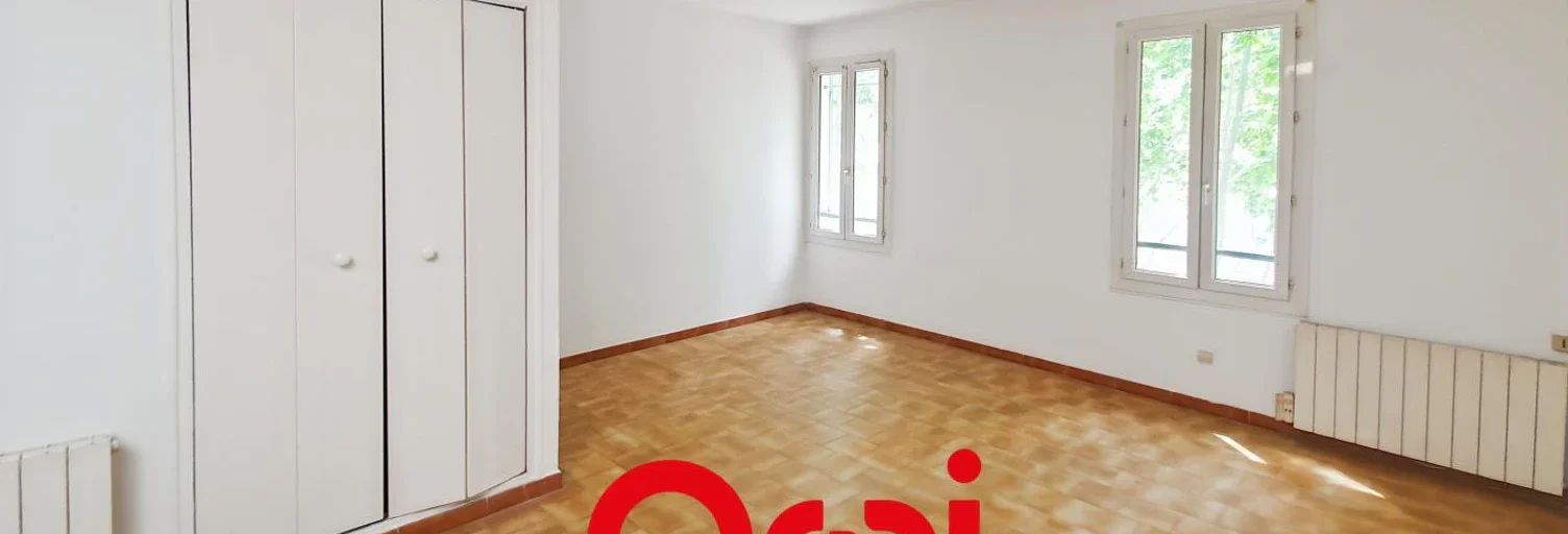 Flat Place Portalis in Saint-Cyr-sur-Mer