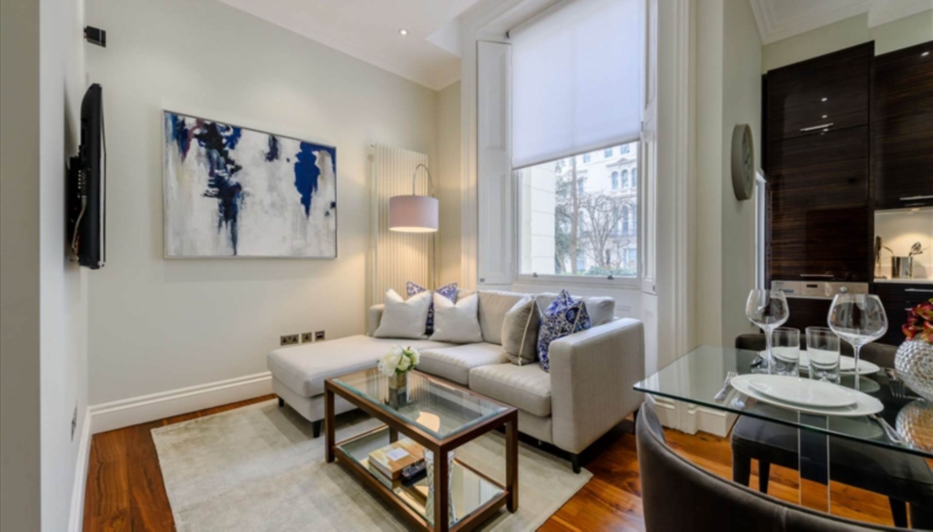 Flat Queensway in City of Westminster