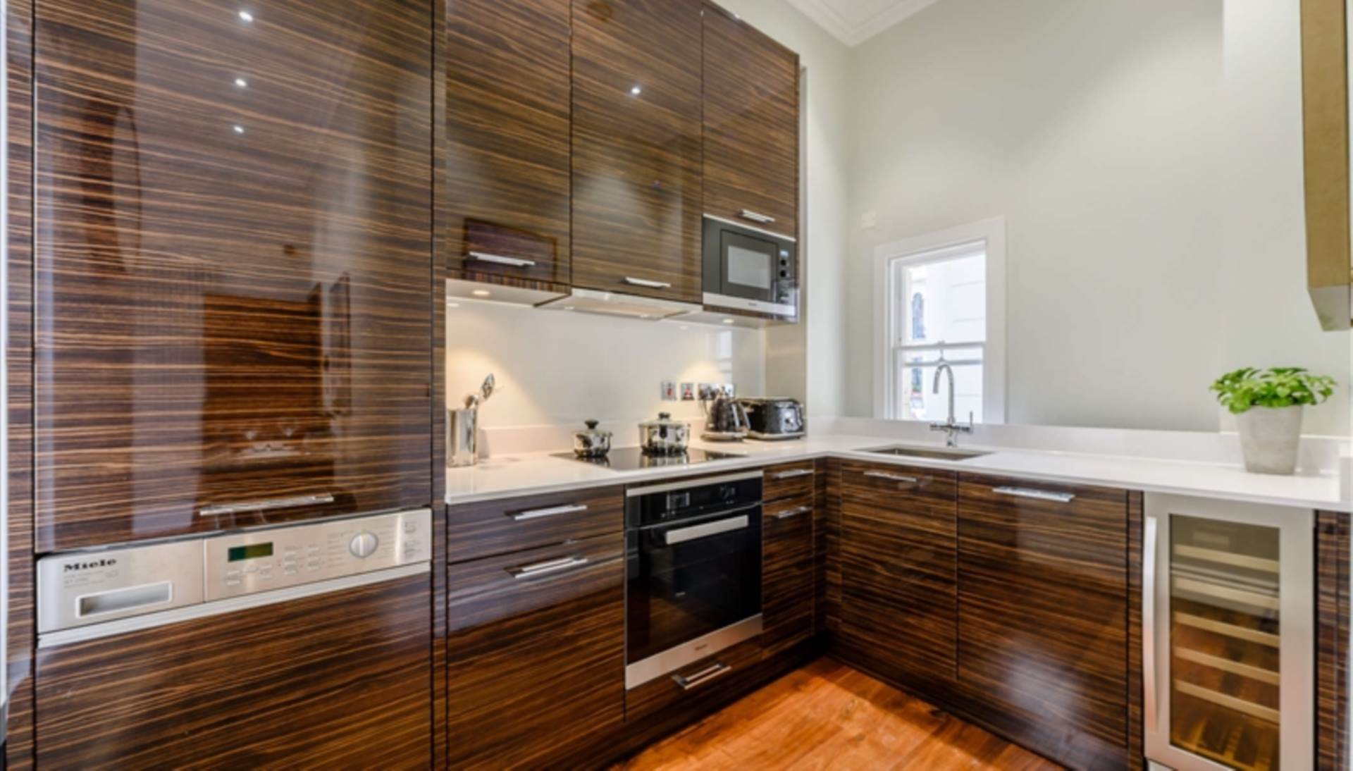 Flat Queensway in City of Westminster