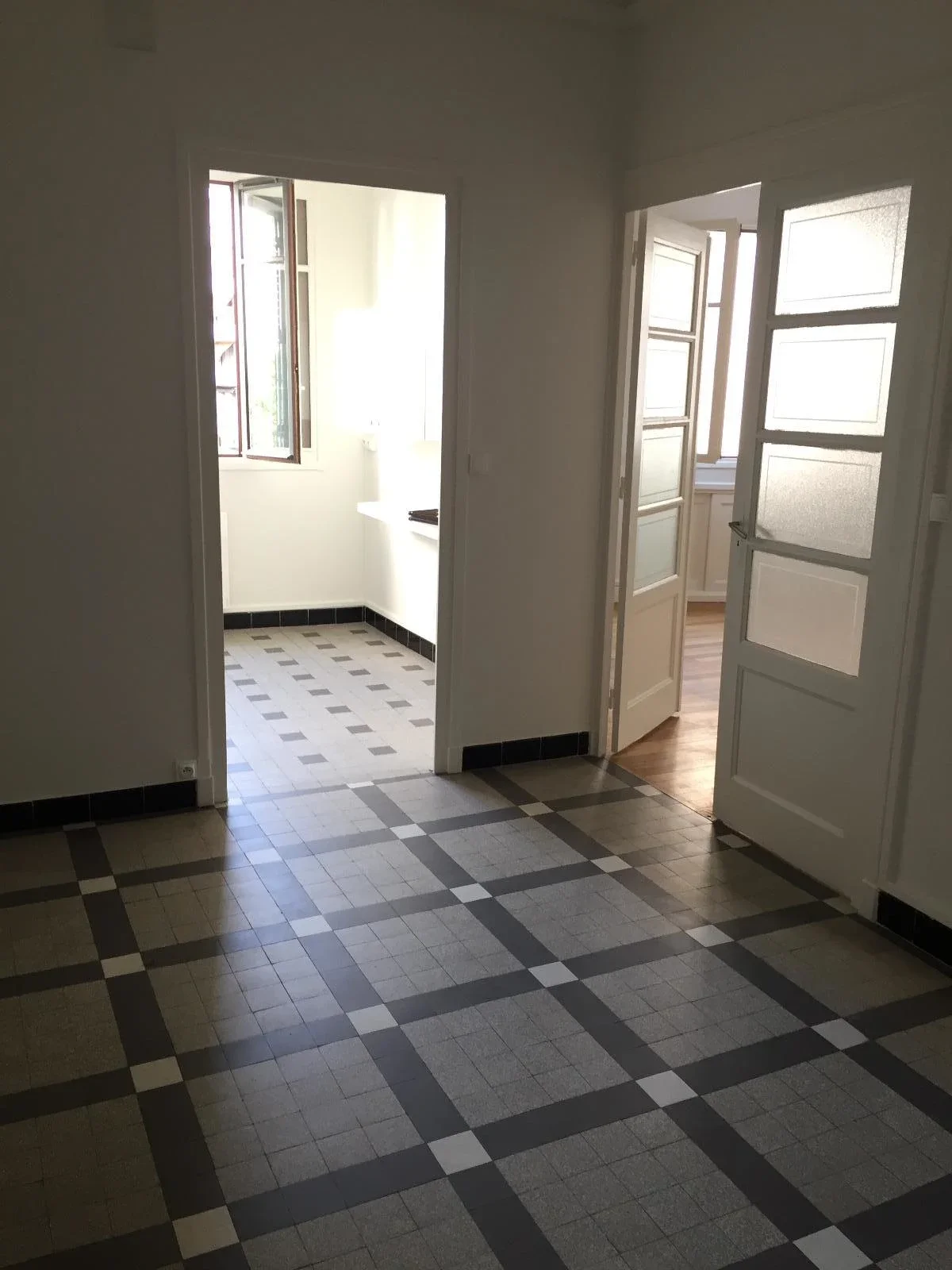Flat Rue Louis Becker in Villeurbanne