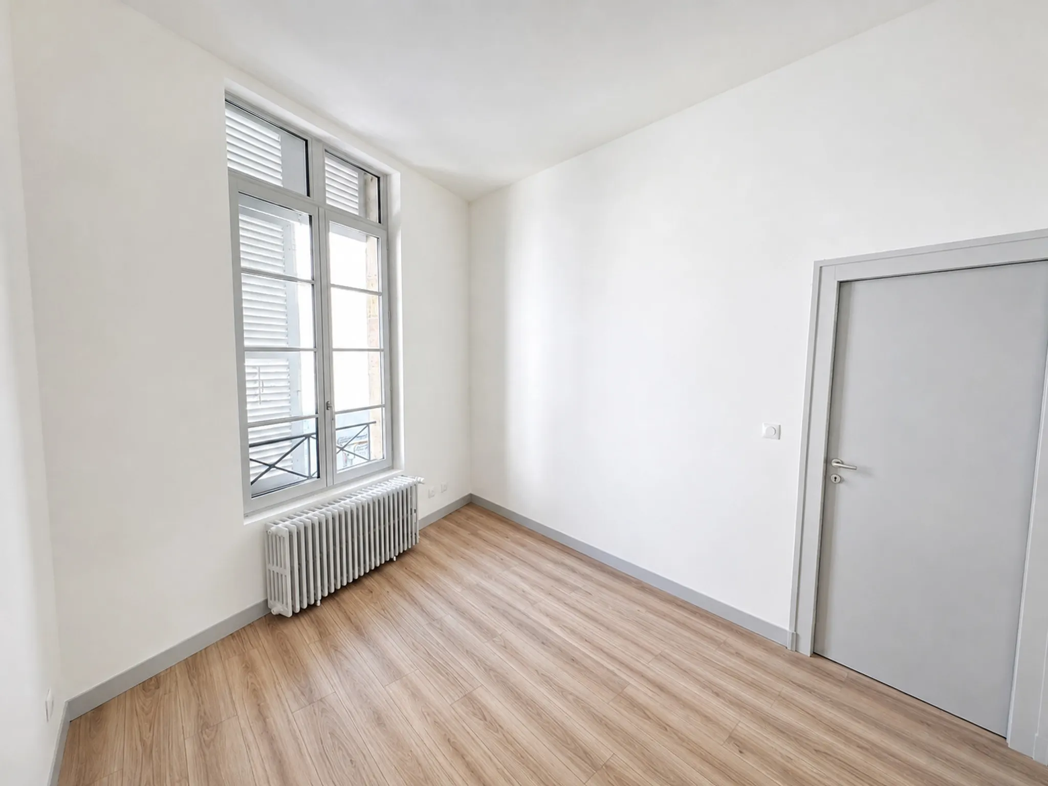 Flat Quai Nicolas Rolin in Dijon