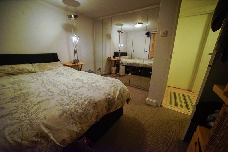 Flat Cruden Street in Greater London