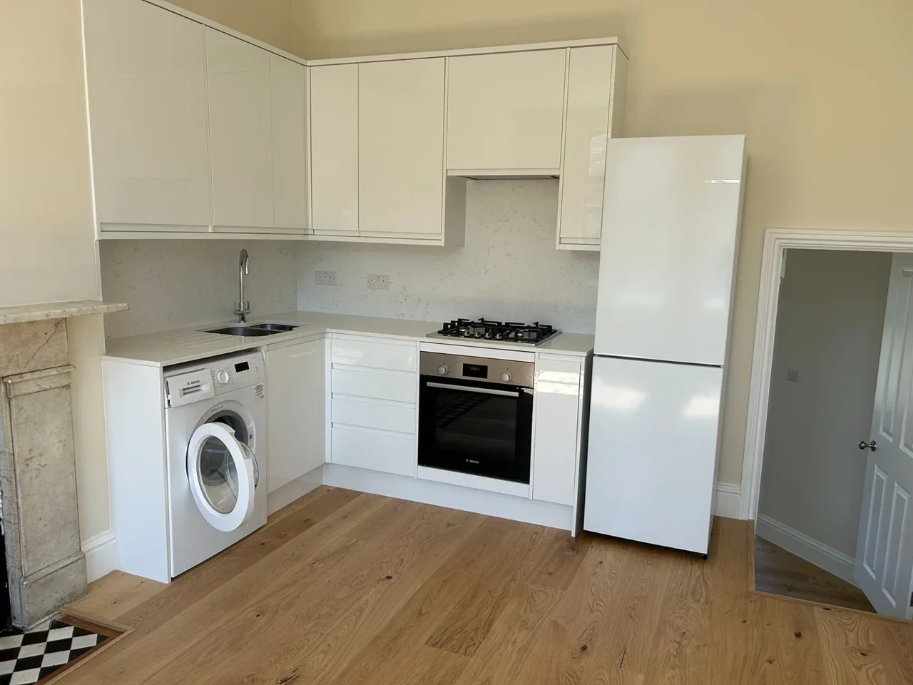 Flat Foulser Road in Greater London