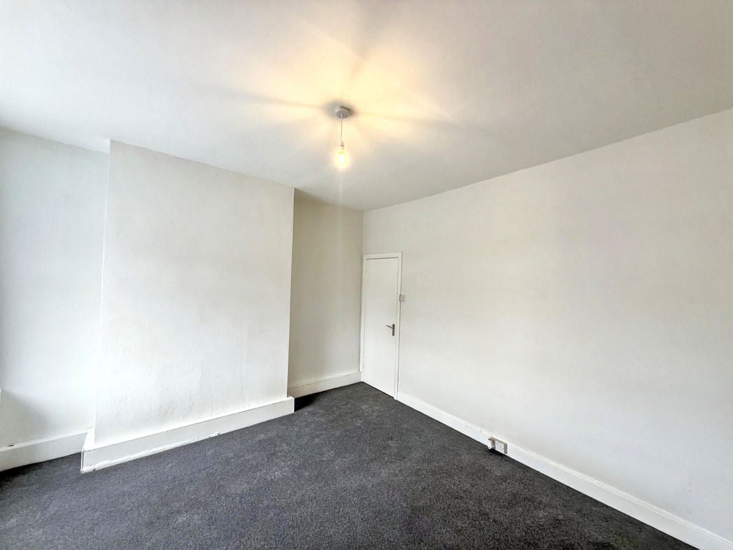 Flat Park Terrace in Bedlington Station