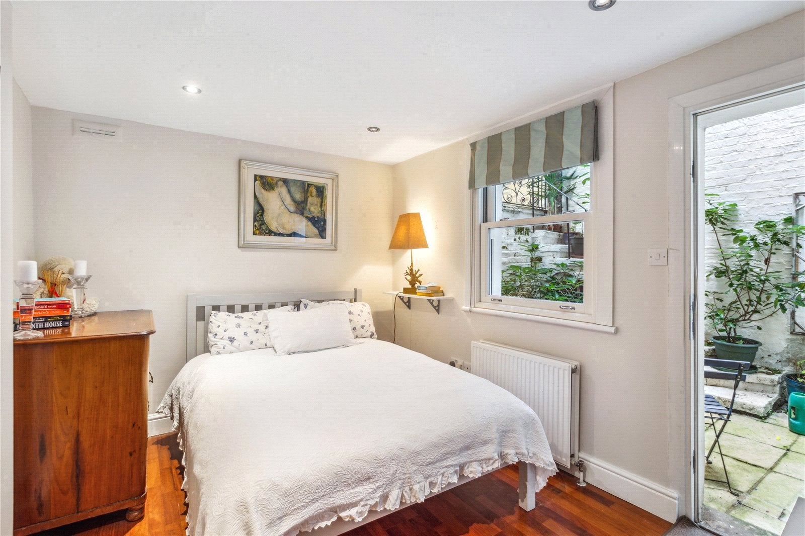 Flat Campden Grove in Greater London
