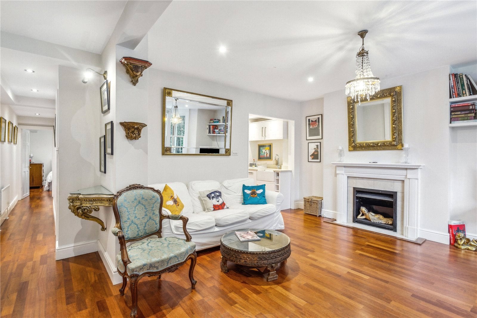 Flat Campden Grove in Greater London