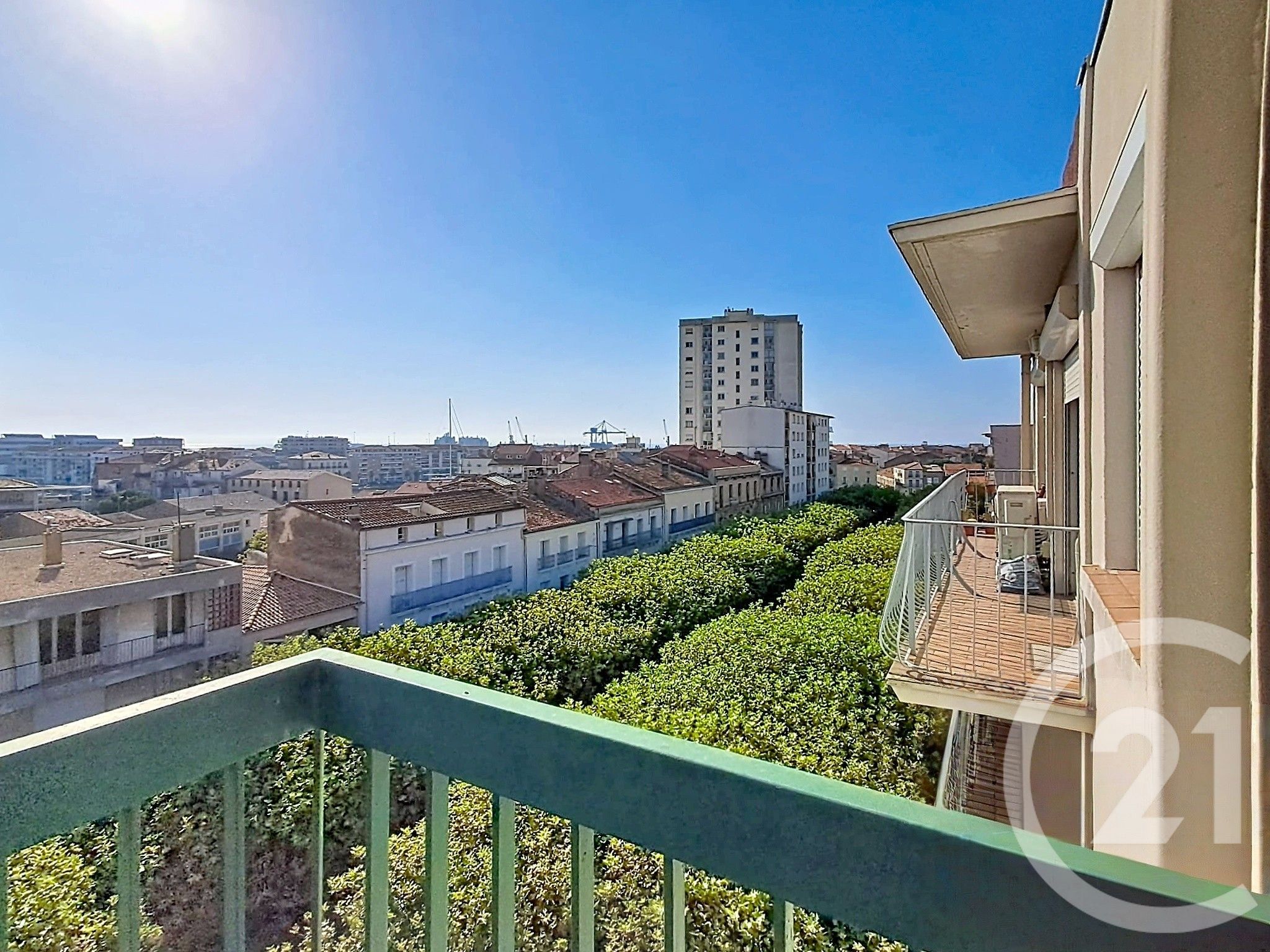 Flat Avenue Raymond Dugrand in Montpellier