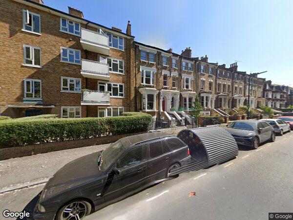 House Queens Down Road in Greater London