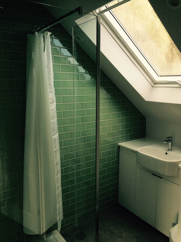 Room Saint Vincent's Road in Bristol