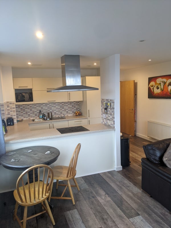 Room East India Dock Road in Greater London