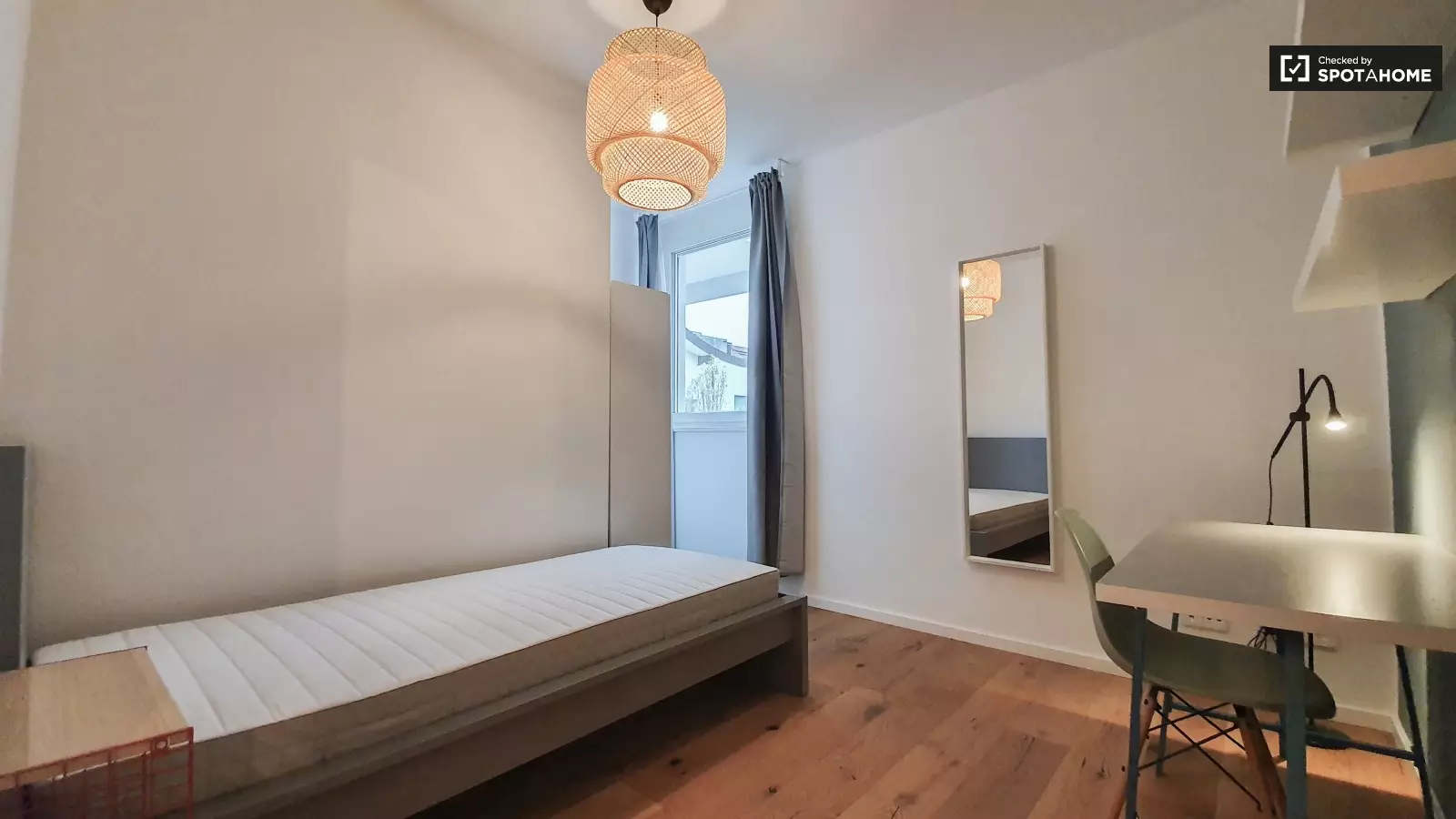 Zimmer Turiner Straße in Berlin