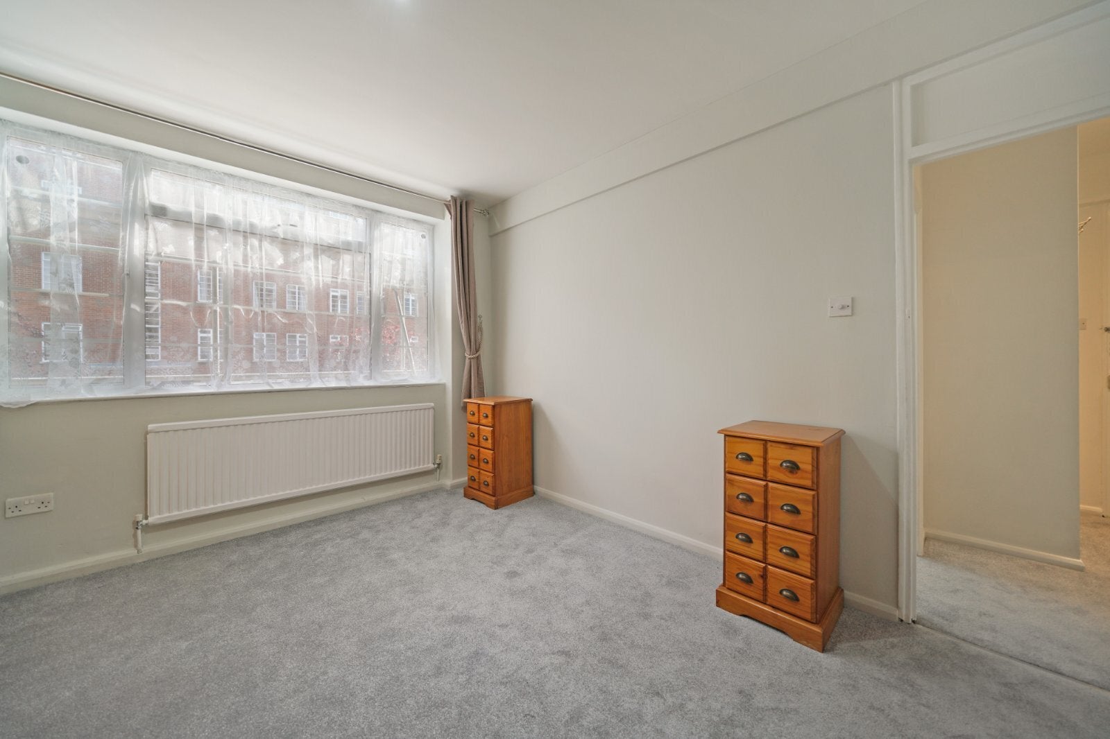 Flat Eamont Street in City of Westminster