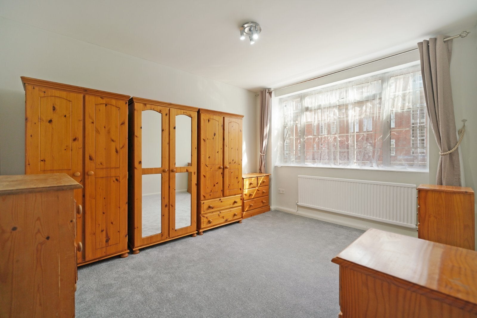Flat Eamont Street in City of Westminster