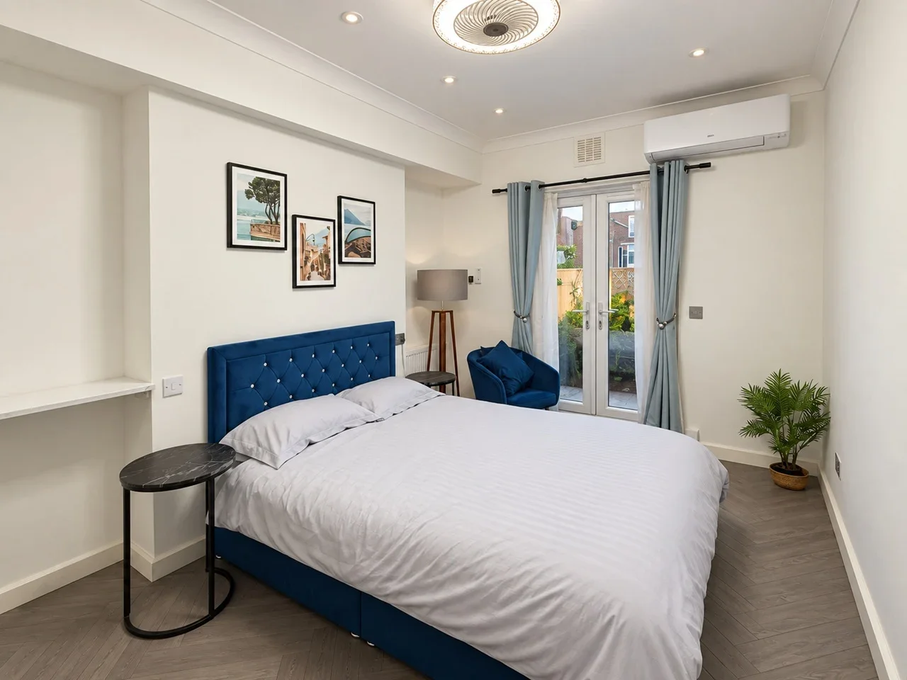 Flat Charlwood Street in City of Westminster