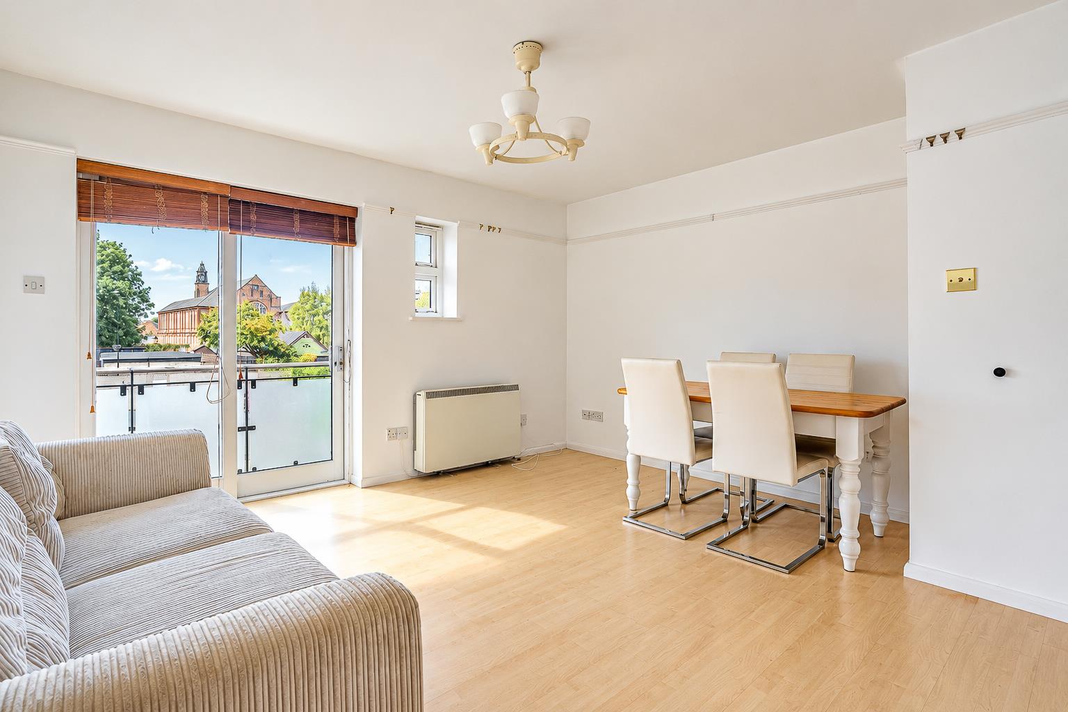 Flat Lowther Court in York