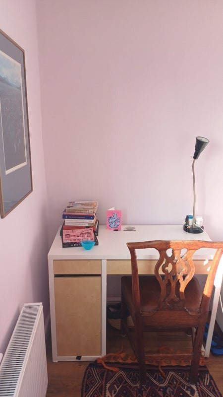 Room Bouverie Road in Greater London